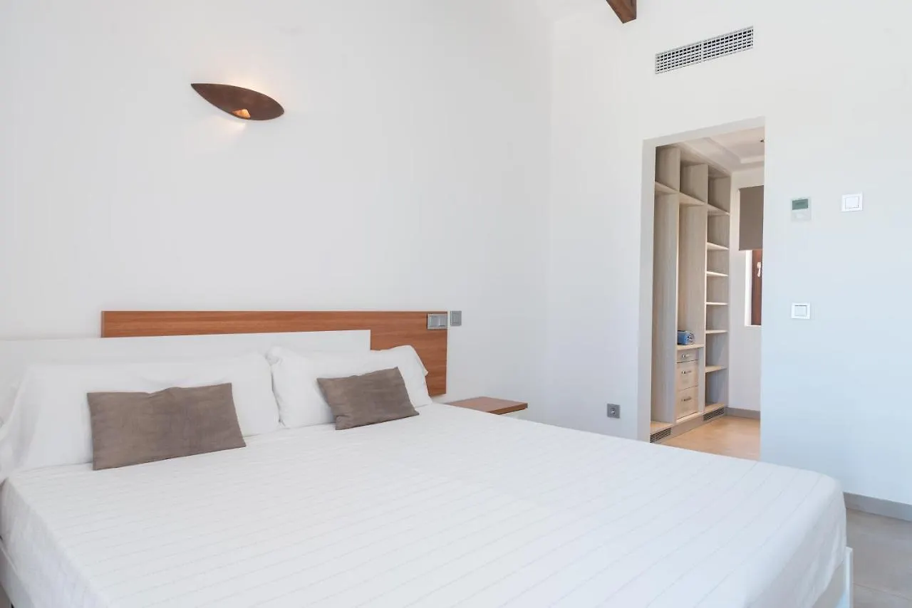 New! Villa Calonge