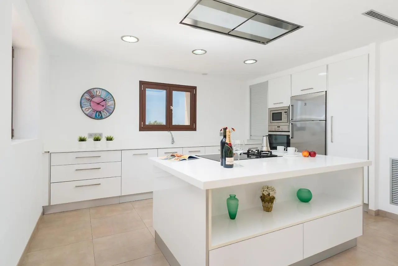 New! Villa Calonge
